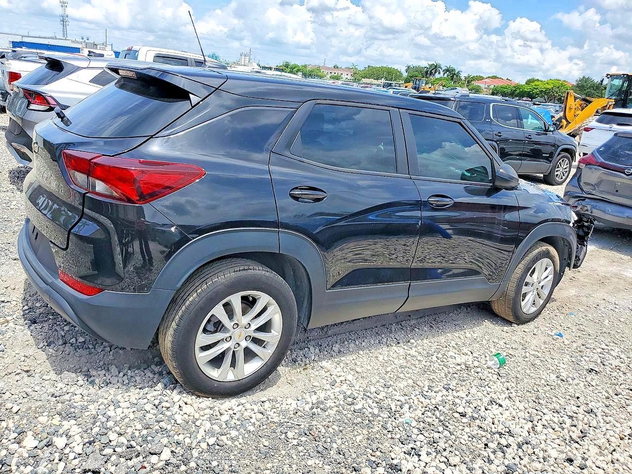 2021 Chevrolet Trailblazer Ls - Фото 3