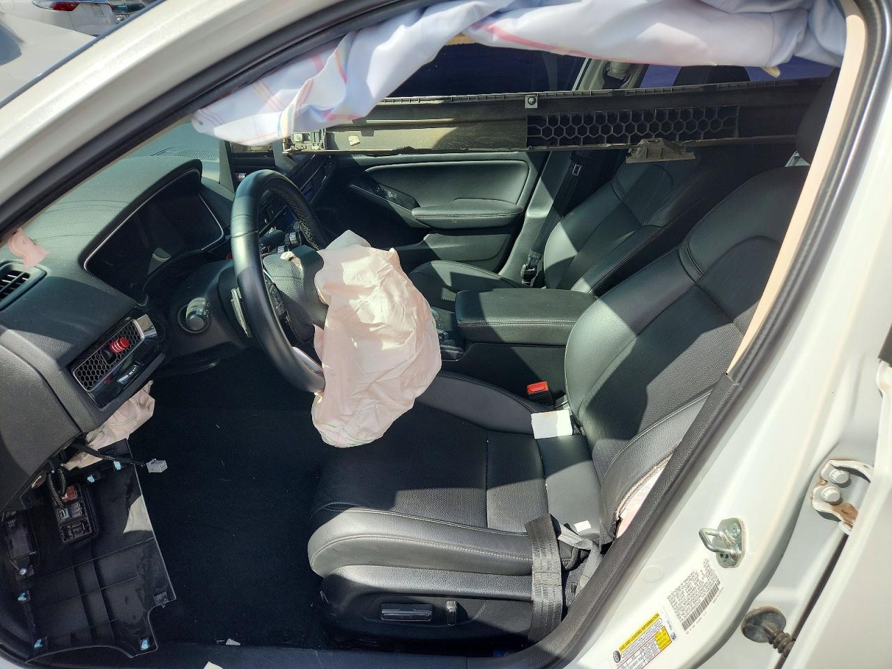 2022 Honda Civic Touring - Image 7