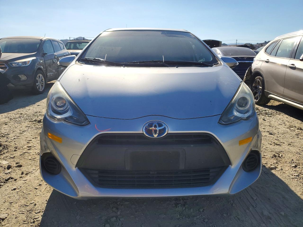 2015 Toyota Prius C One - Image 5