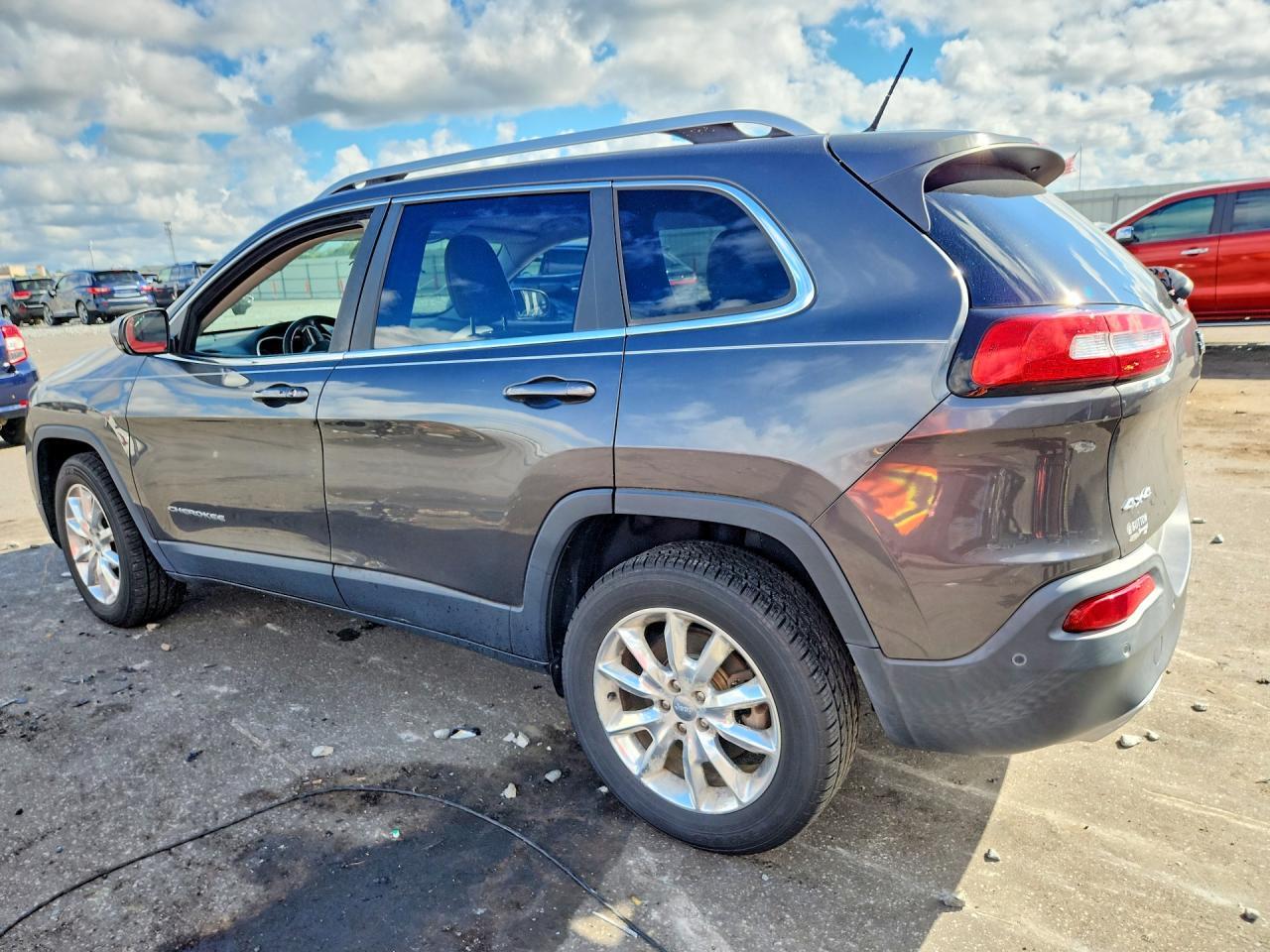 2015 Jeep Cherokee Limited - Фото 2