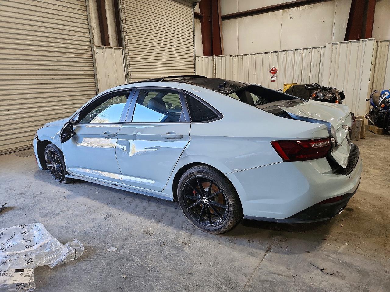 2025 Volkswagen Jetta Gli Autobahn - Фото 2