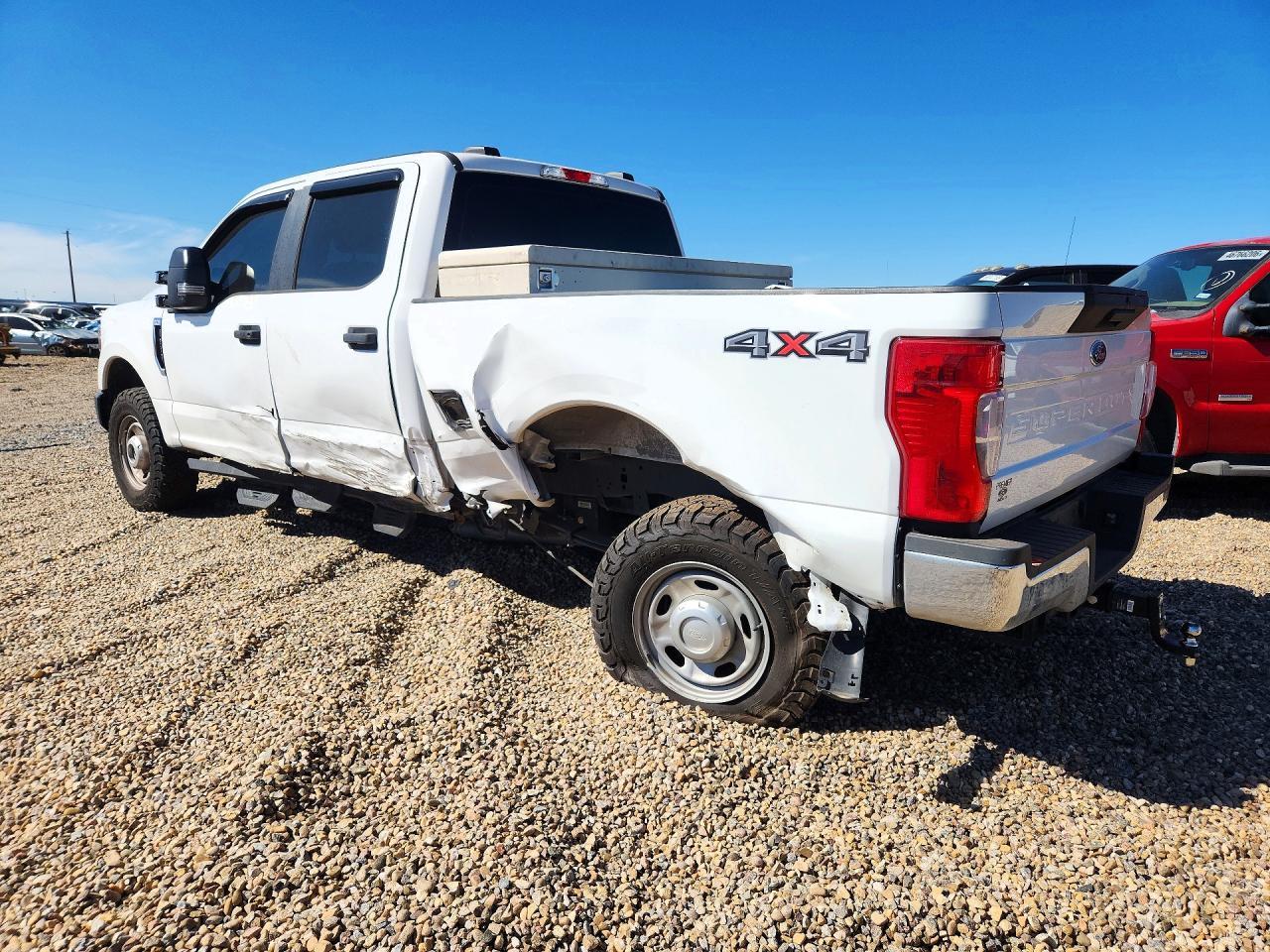 2020 Ford F250 Super Duty - Фото 2