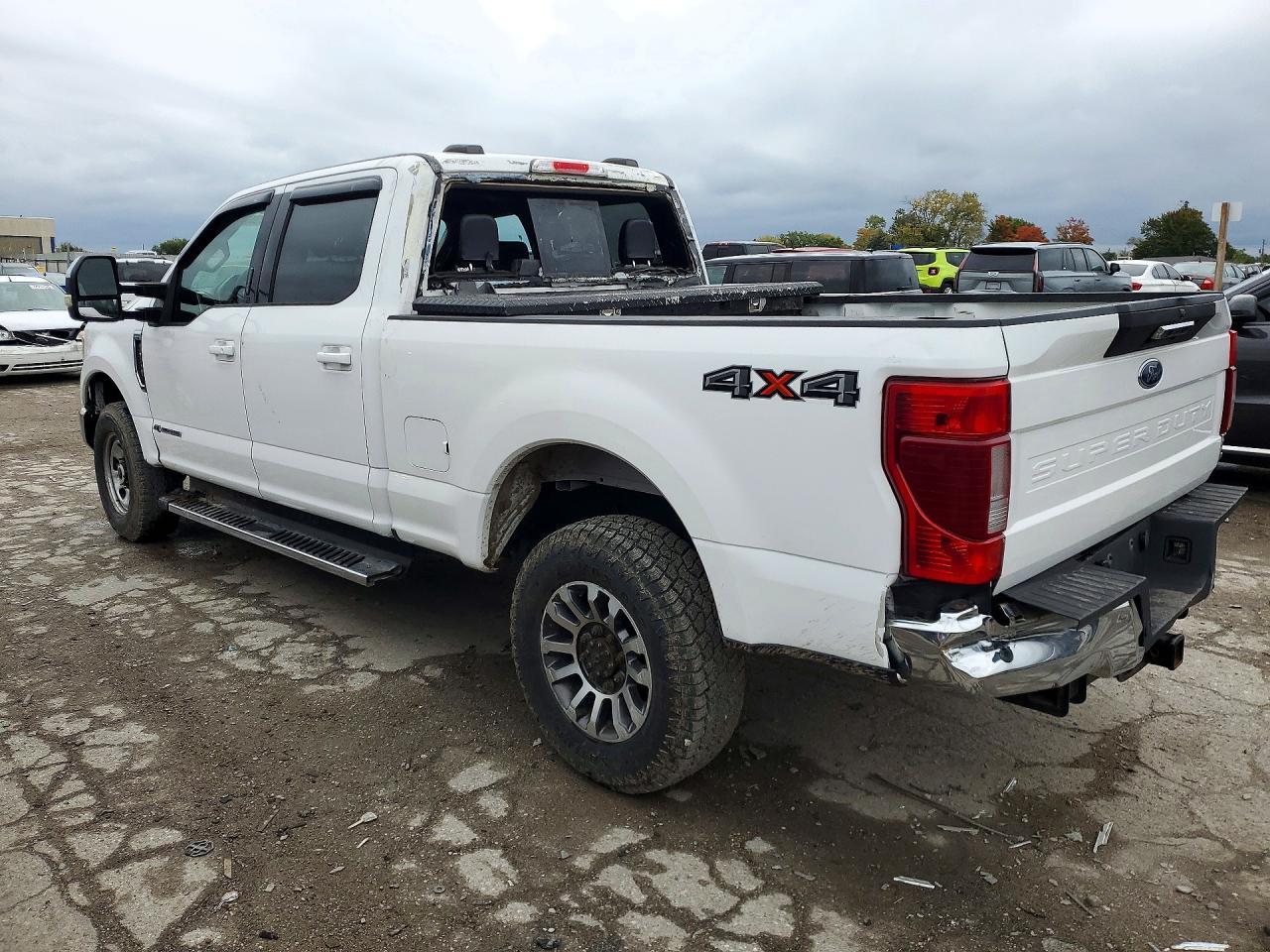 2020 Ford F250 Super Duty - Image 2