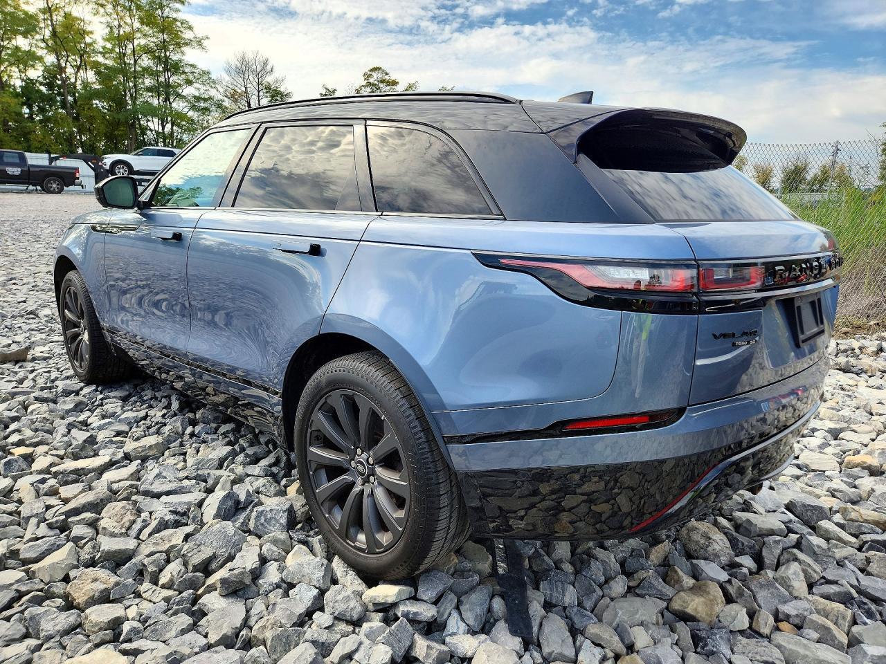 2019 Land Rover Range Rover Velar R-Dynamic Se - Image 2