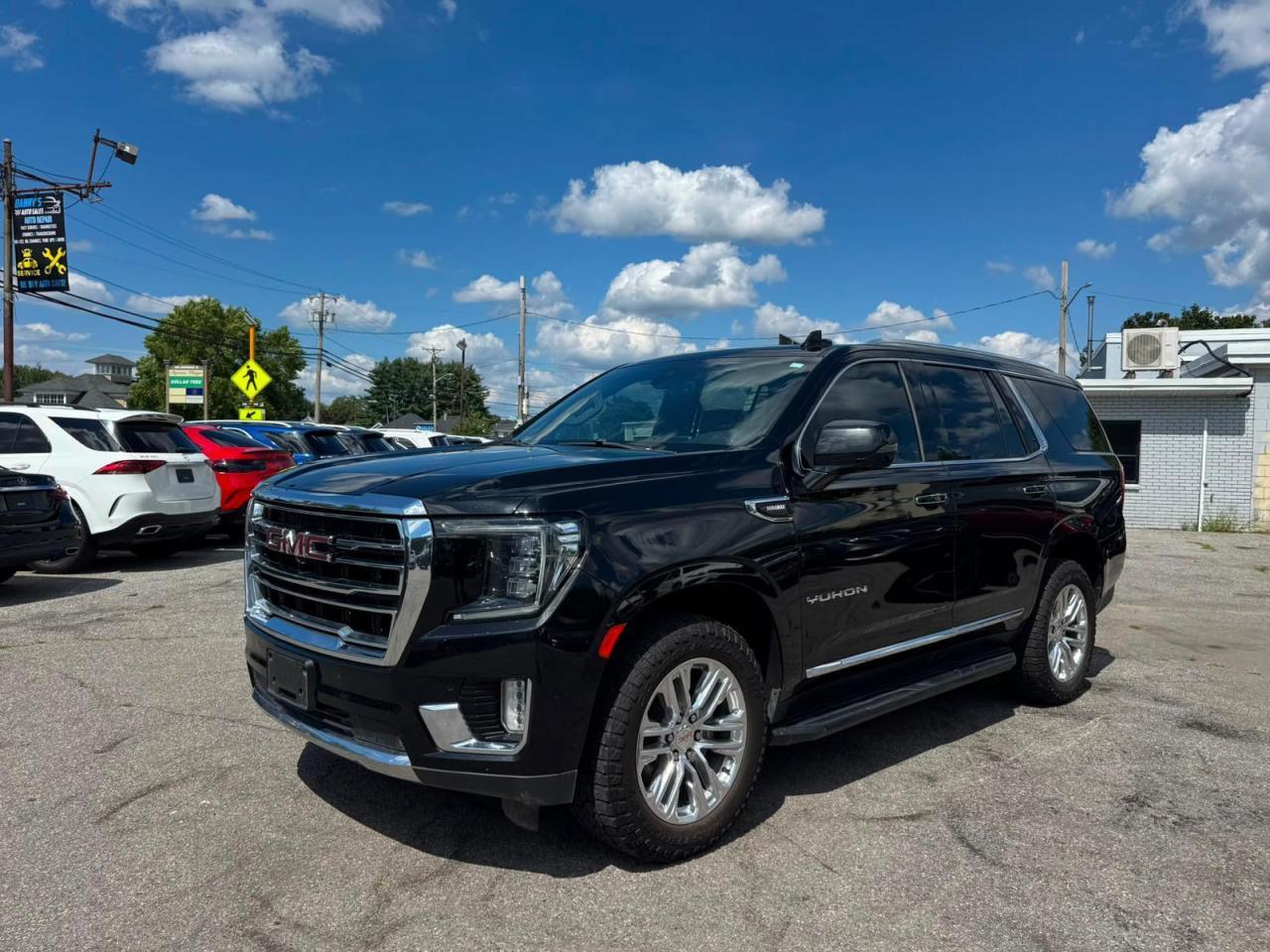 2022 GMC Yukon Slt - Фото 2