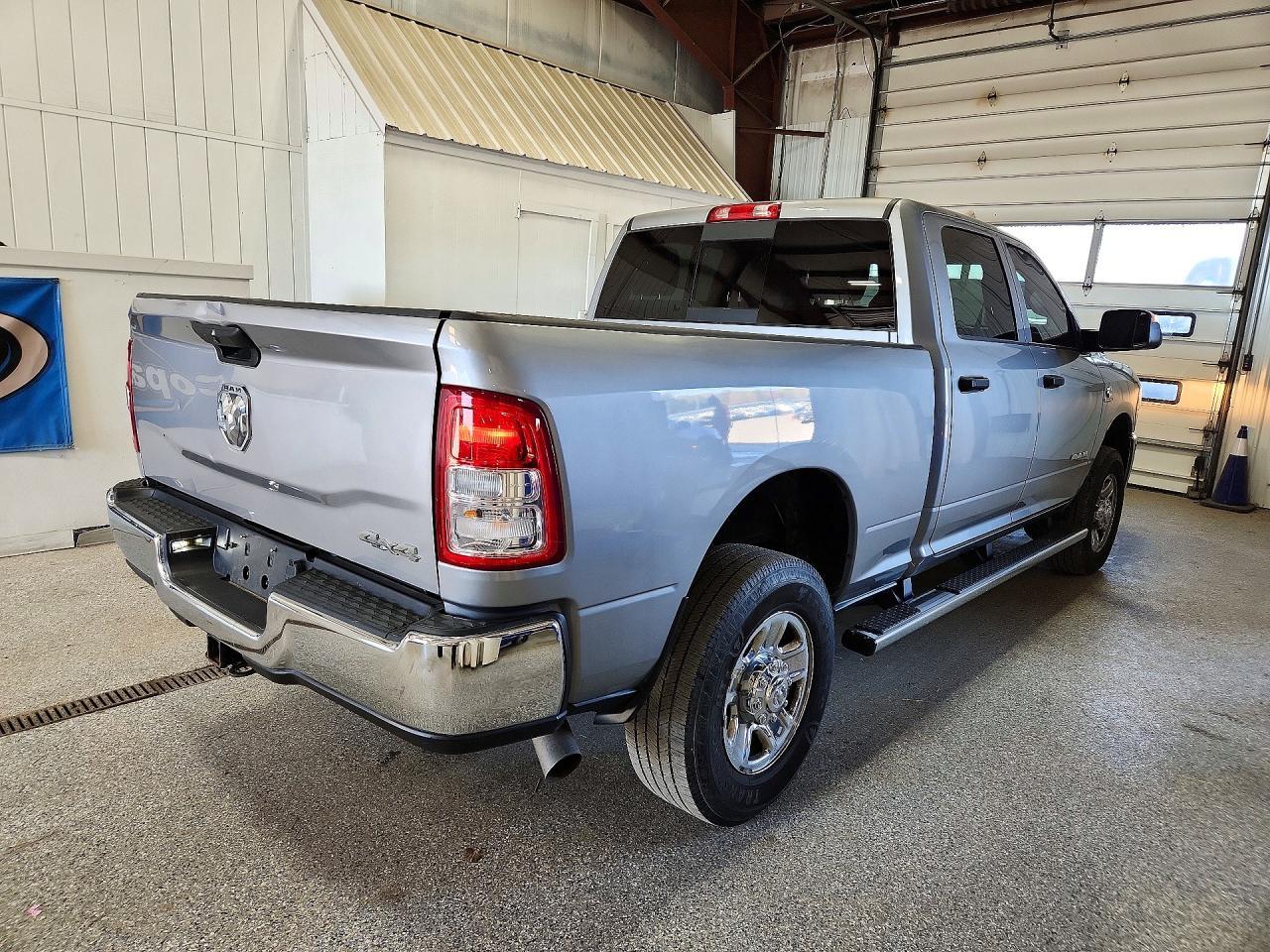 2022 Ram 2500 Tradesman - Фото 3
