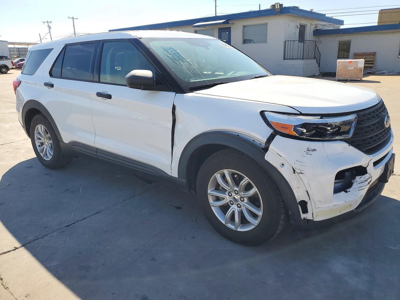 2021 Ford Explorer - Image 4