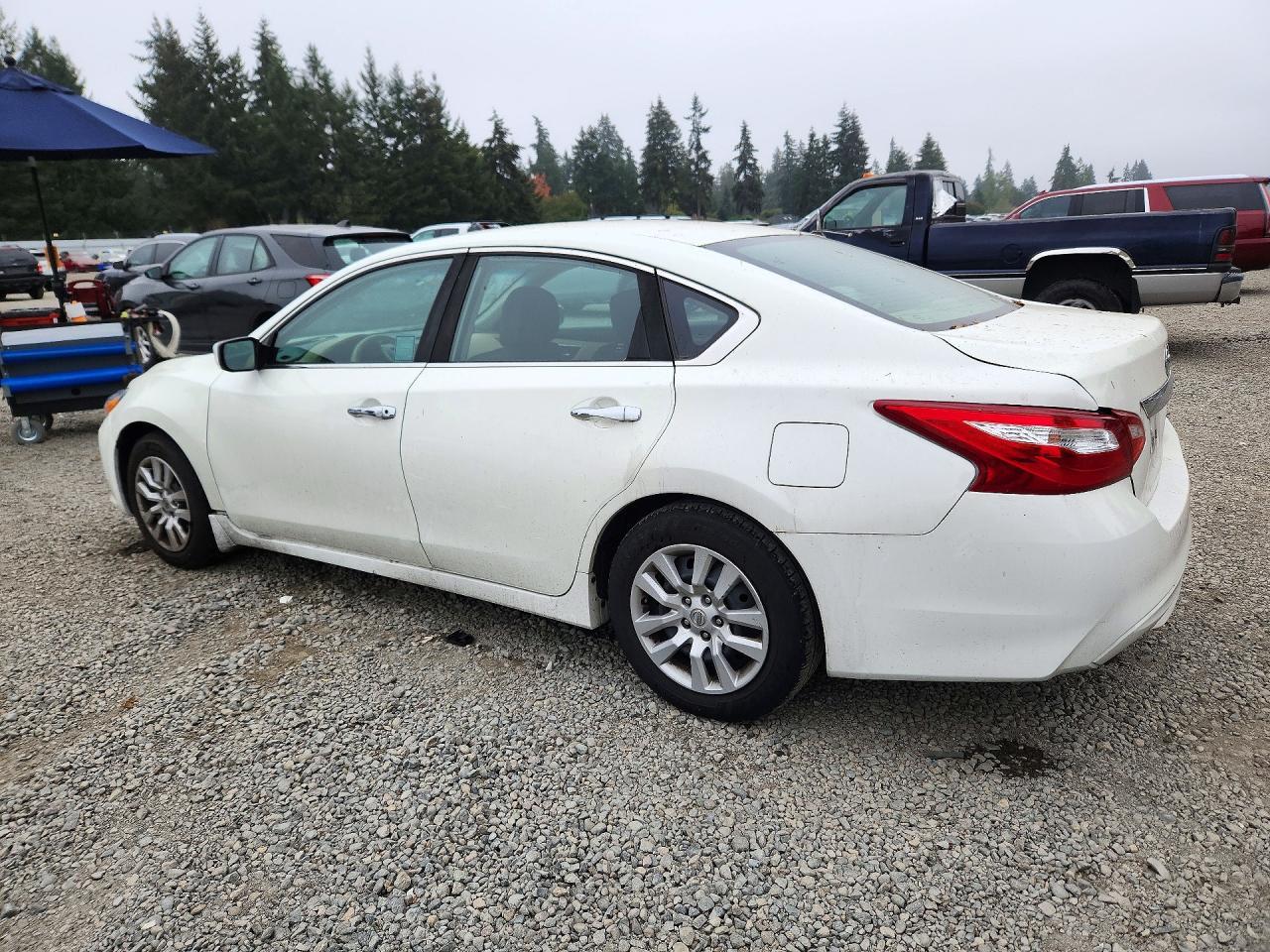 2016 Nissan Altima 2.5 S - Image 2