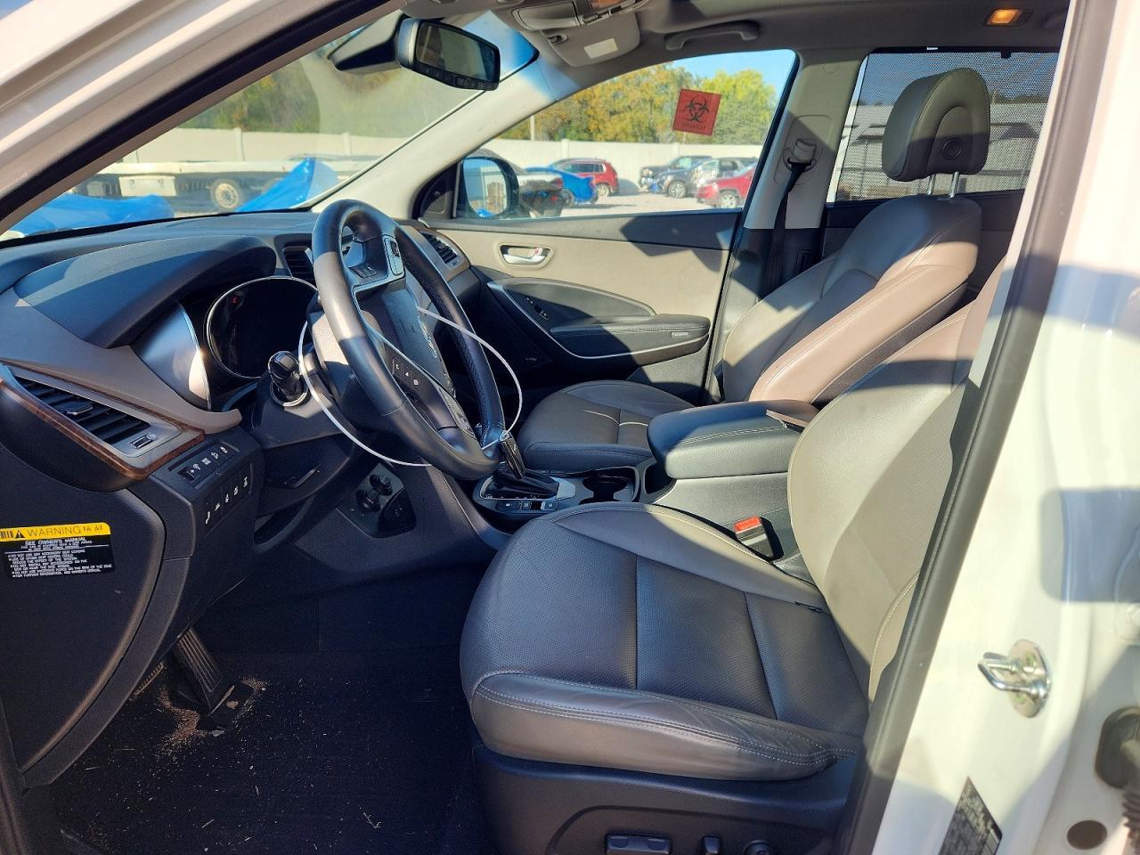 2017 Hyundai Santa Fe Limited Ultimate - Image 7