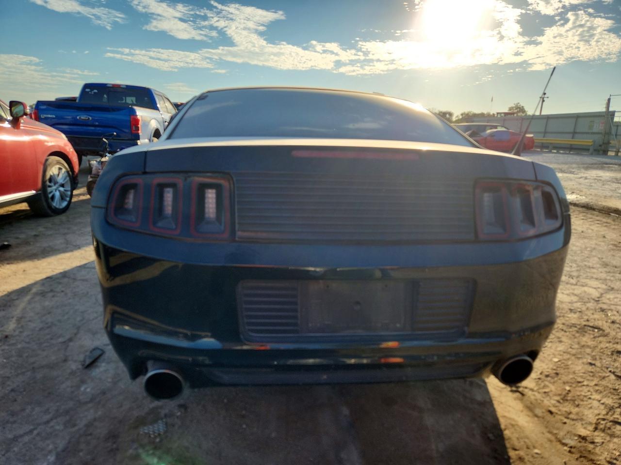 2014 Ford Mustang - Фото 6