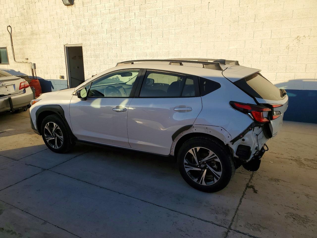 2024 Subaru Crosstrek Premium - Фото 2