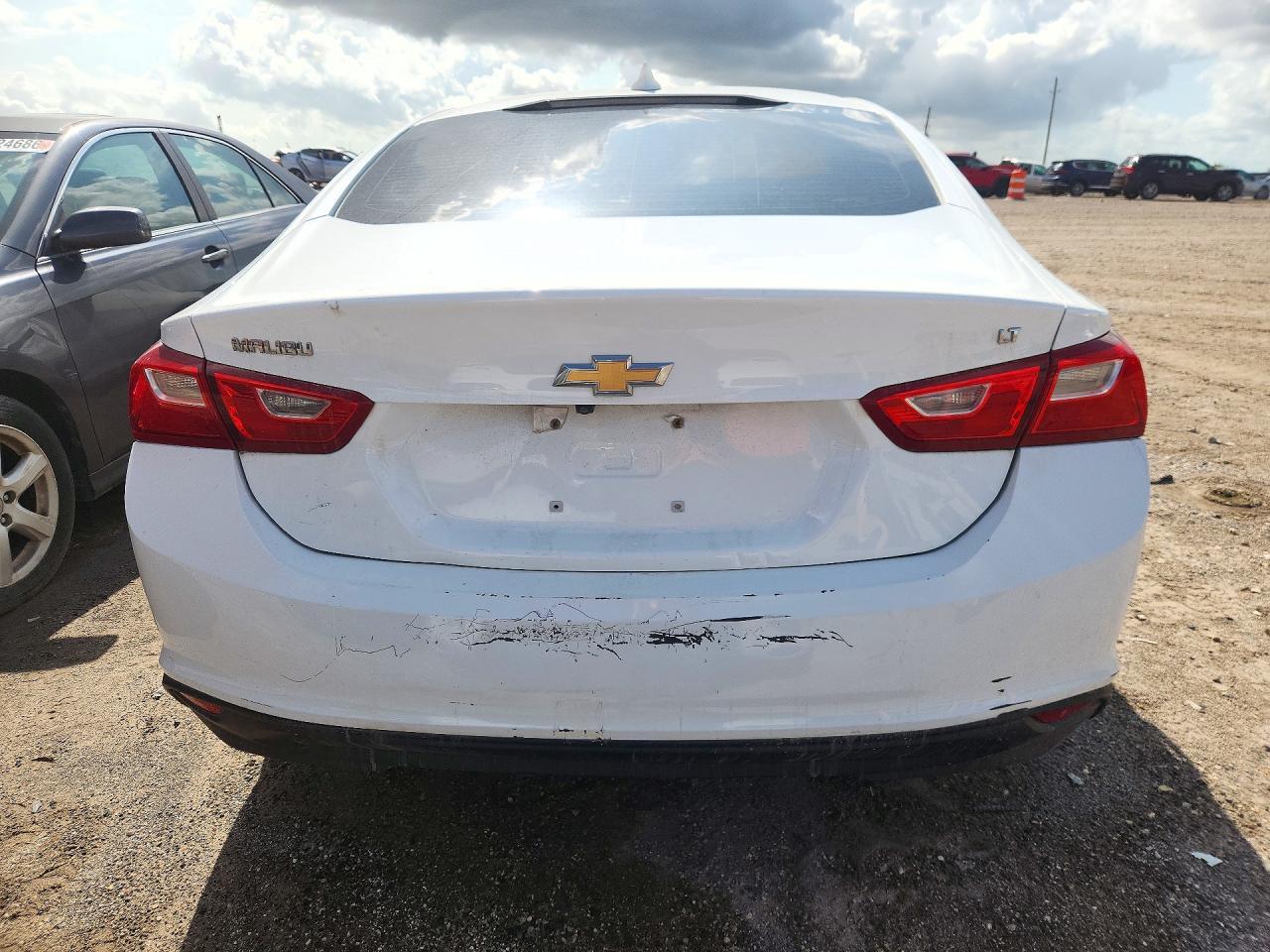 2018 Chevrolet Malibu Lt - Image 6