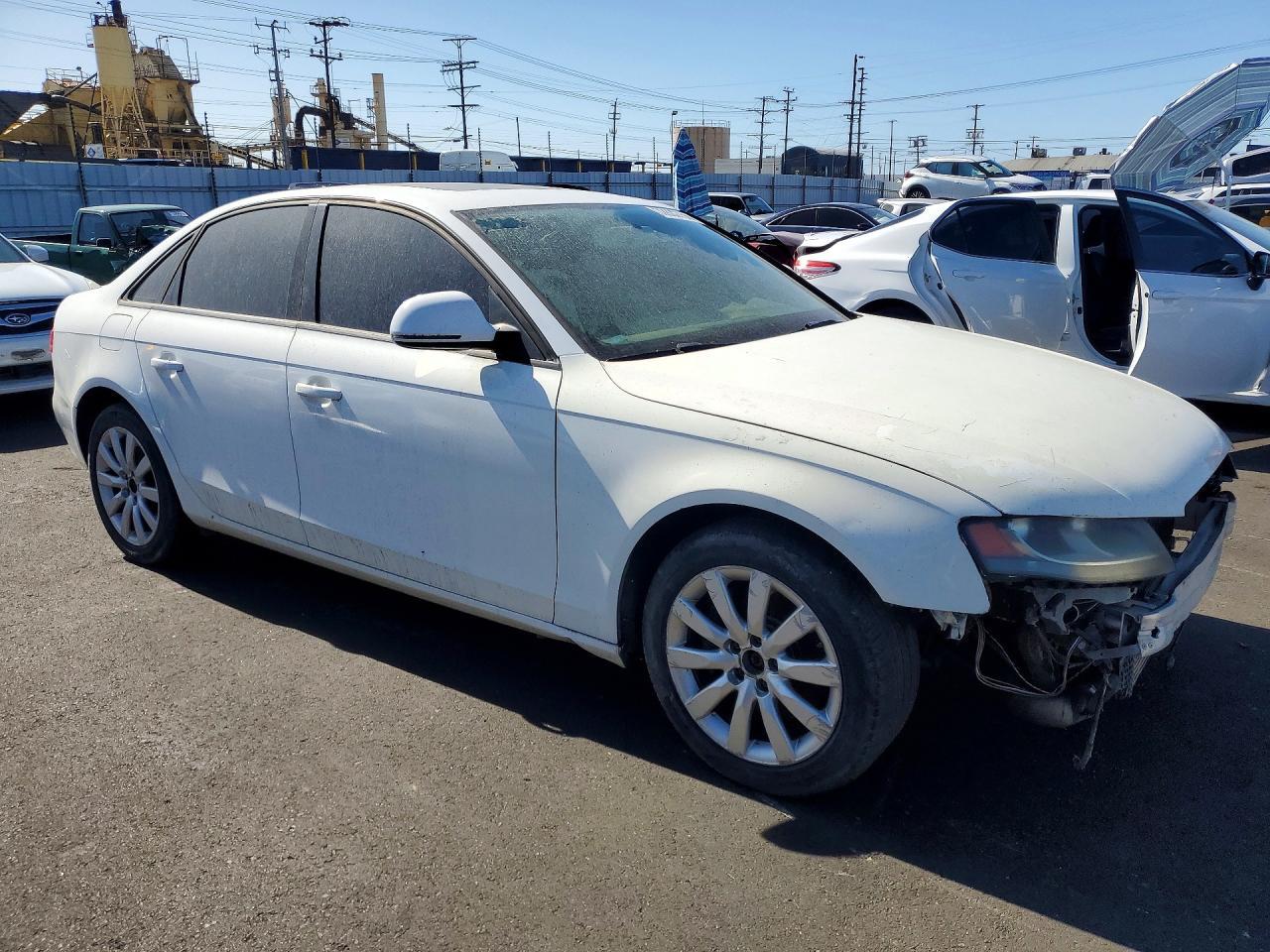 2009 Audi A4 Premium Plus - Фото 4
