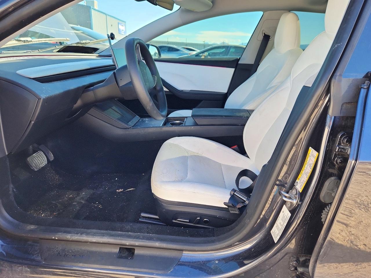 2024 Tesla Model 3 - Фото 7