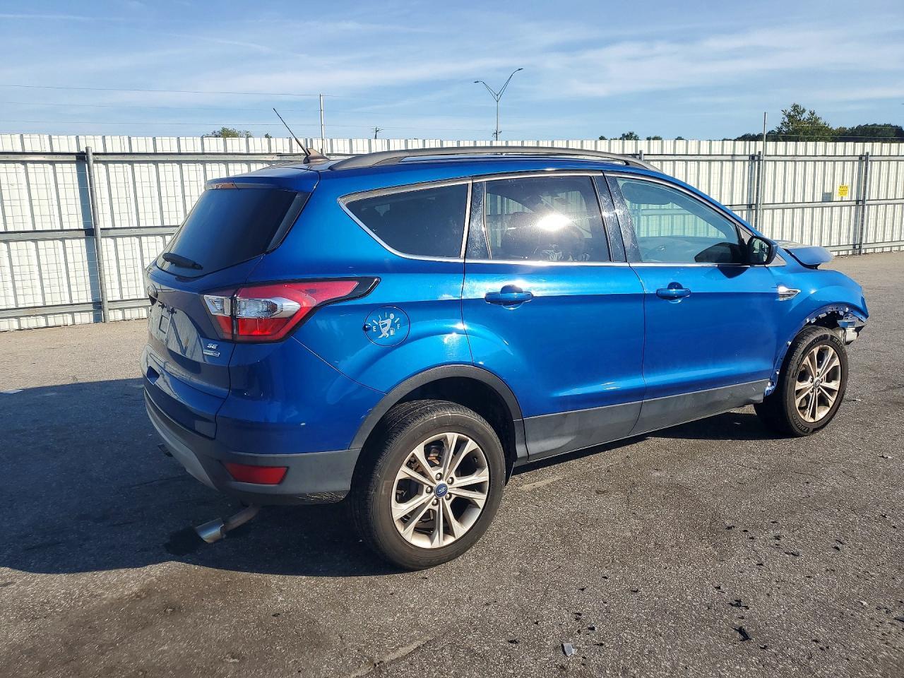 2018 Ford Escape Se - Фото 3