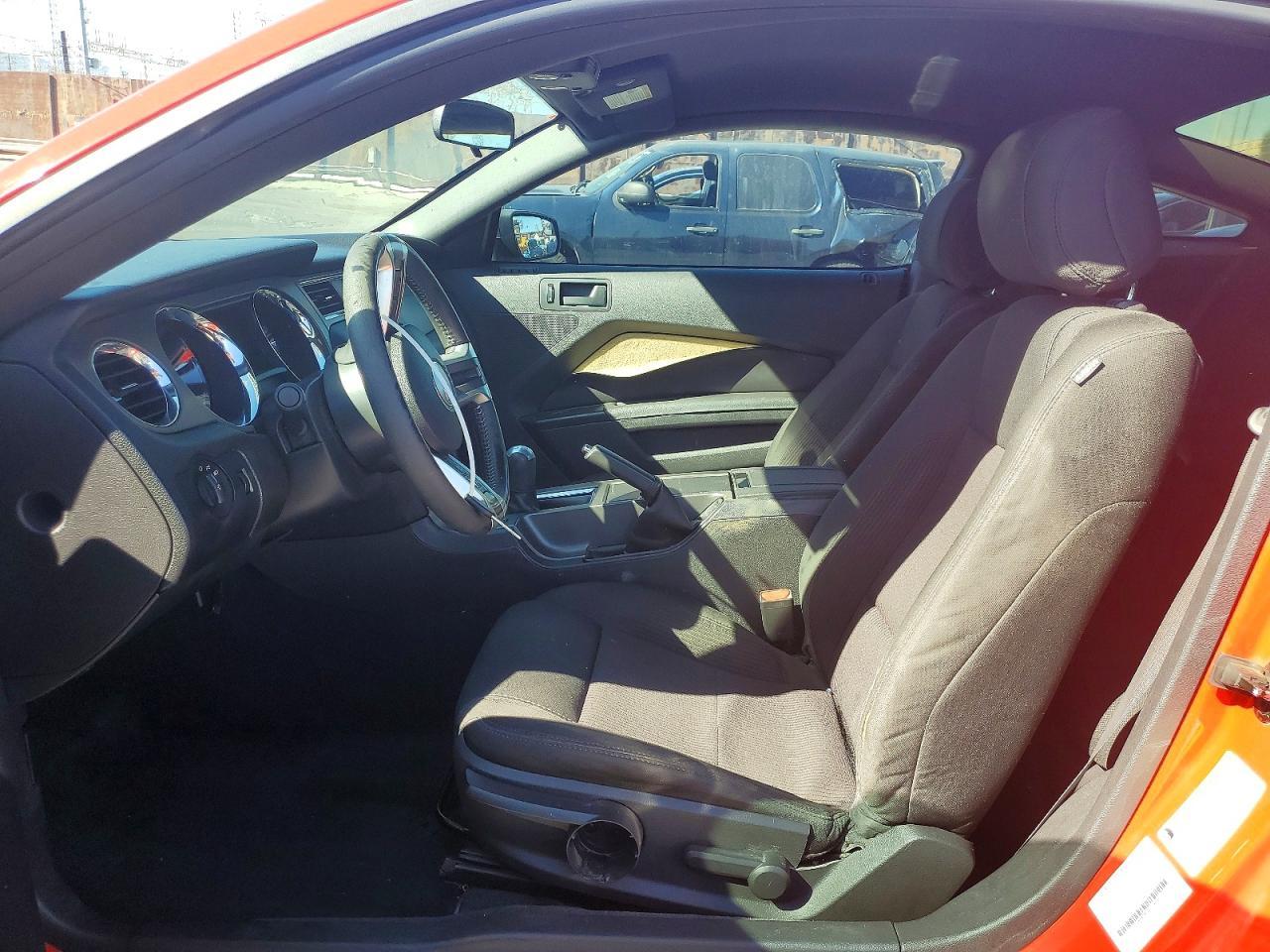 2014 Ford Mustang - Image 7