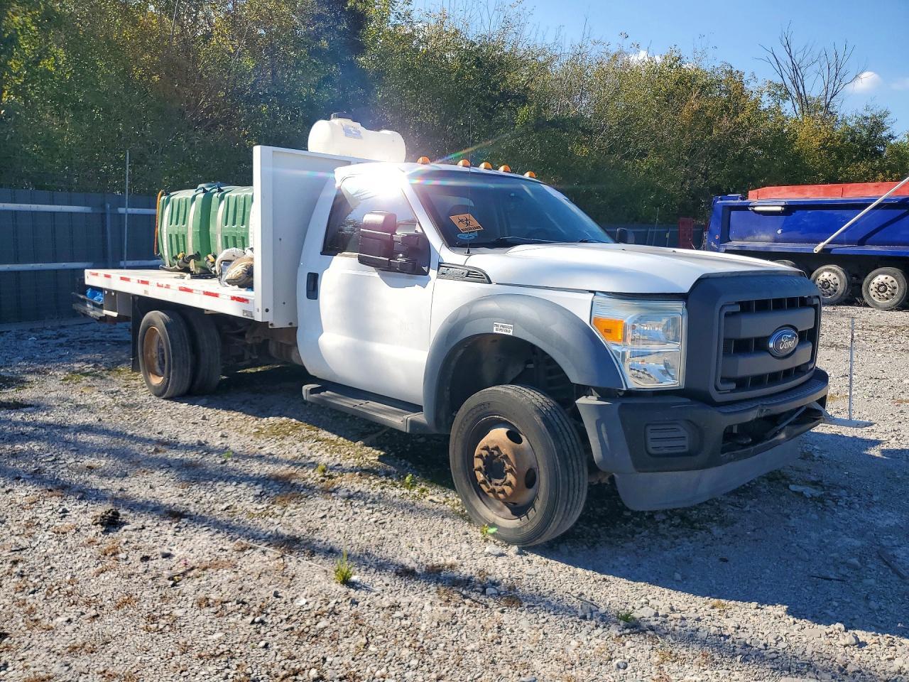 2015 Ford F450 Super Duty - Фото 4