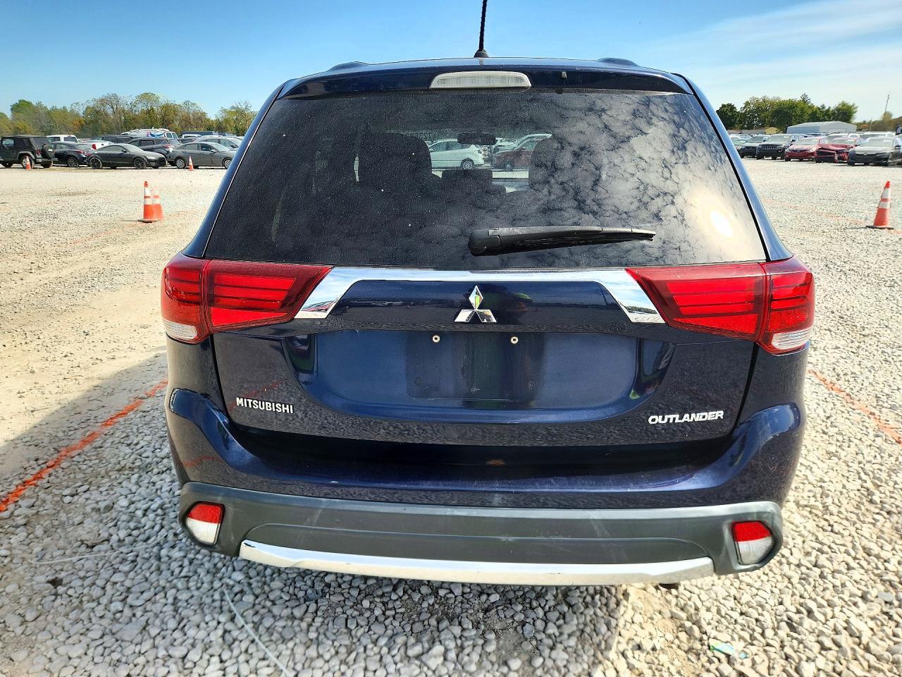 2016 Mitsubishi Outlander Se - Image 6
