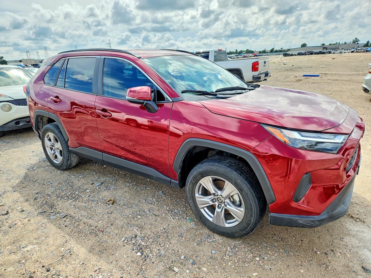 2024 Toyota Rav4 Xle - Image 4