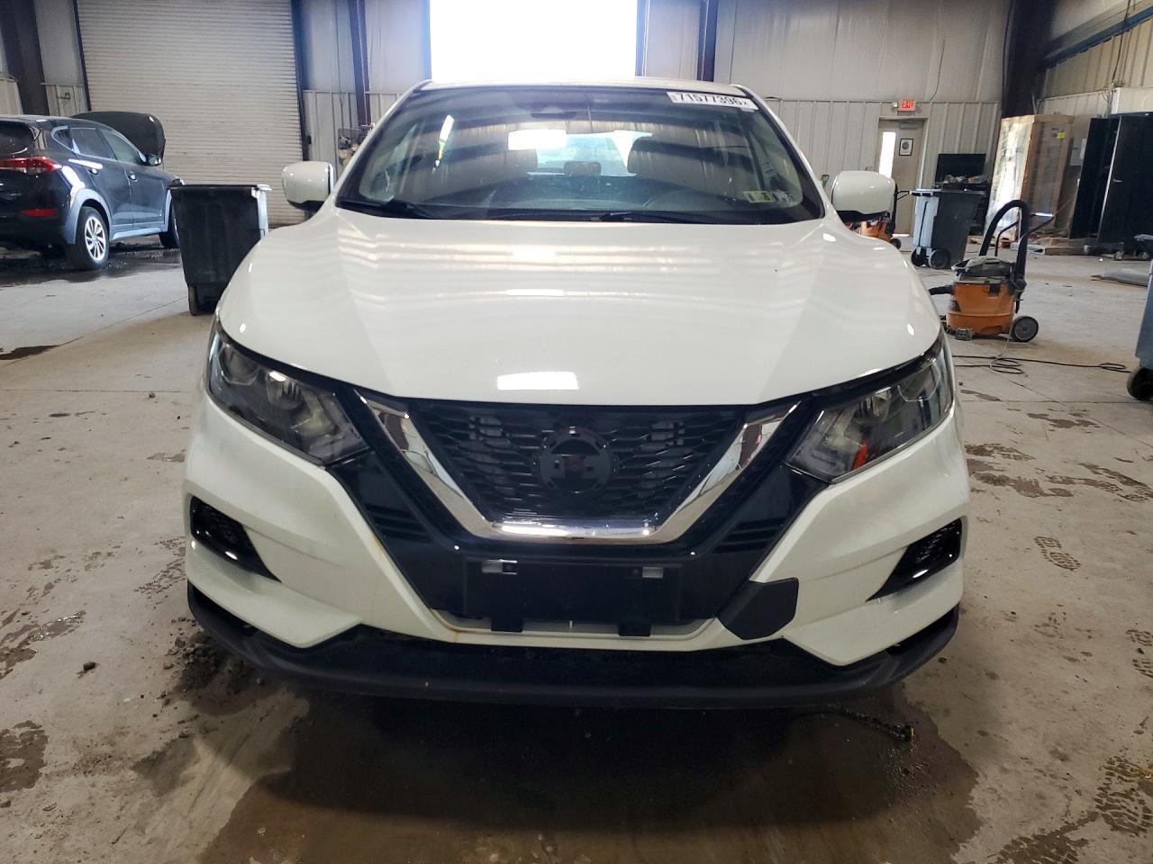 2020 Nissan Rogue Sport S - Фото 5