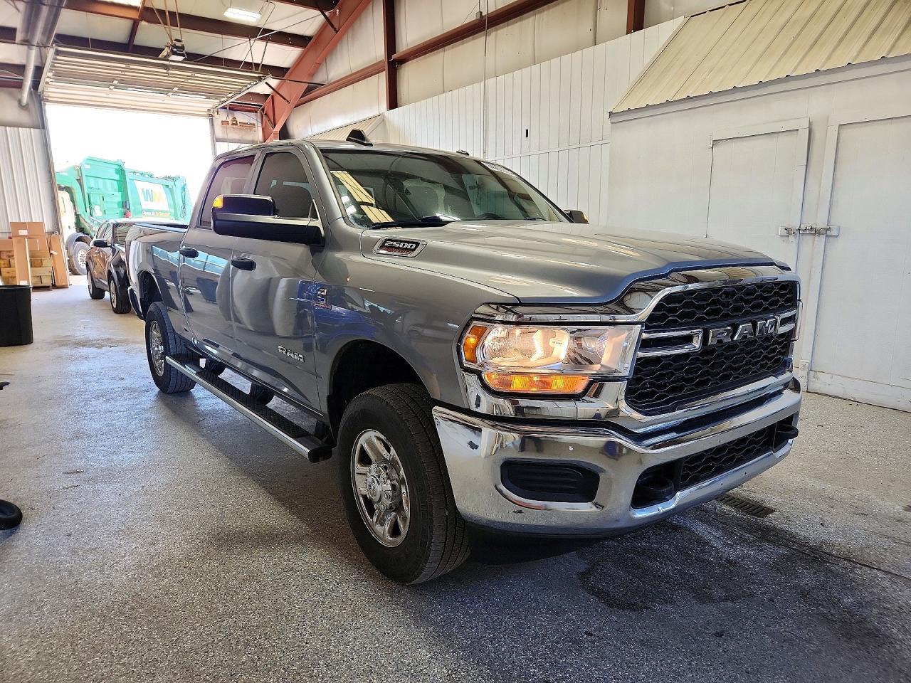2022 Ram 2500 Tradesman - Фото 4