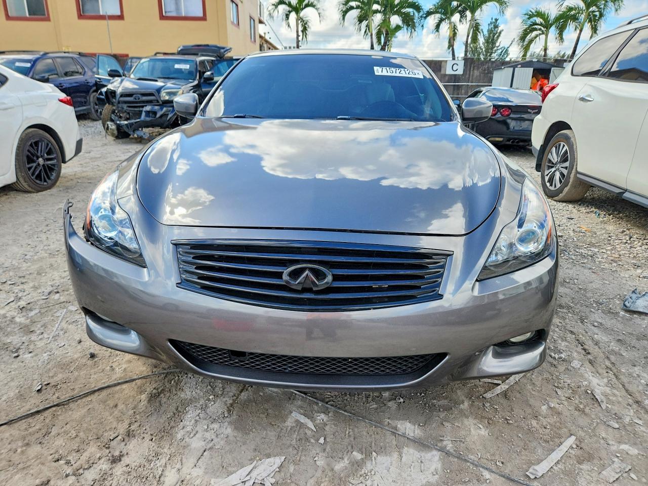 2012 Infiniti G37 Convertible Base - Фото 5