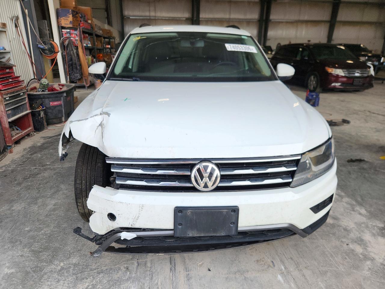 2018 Volkswagen Tiguan Se - Image 5
