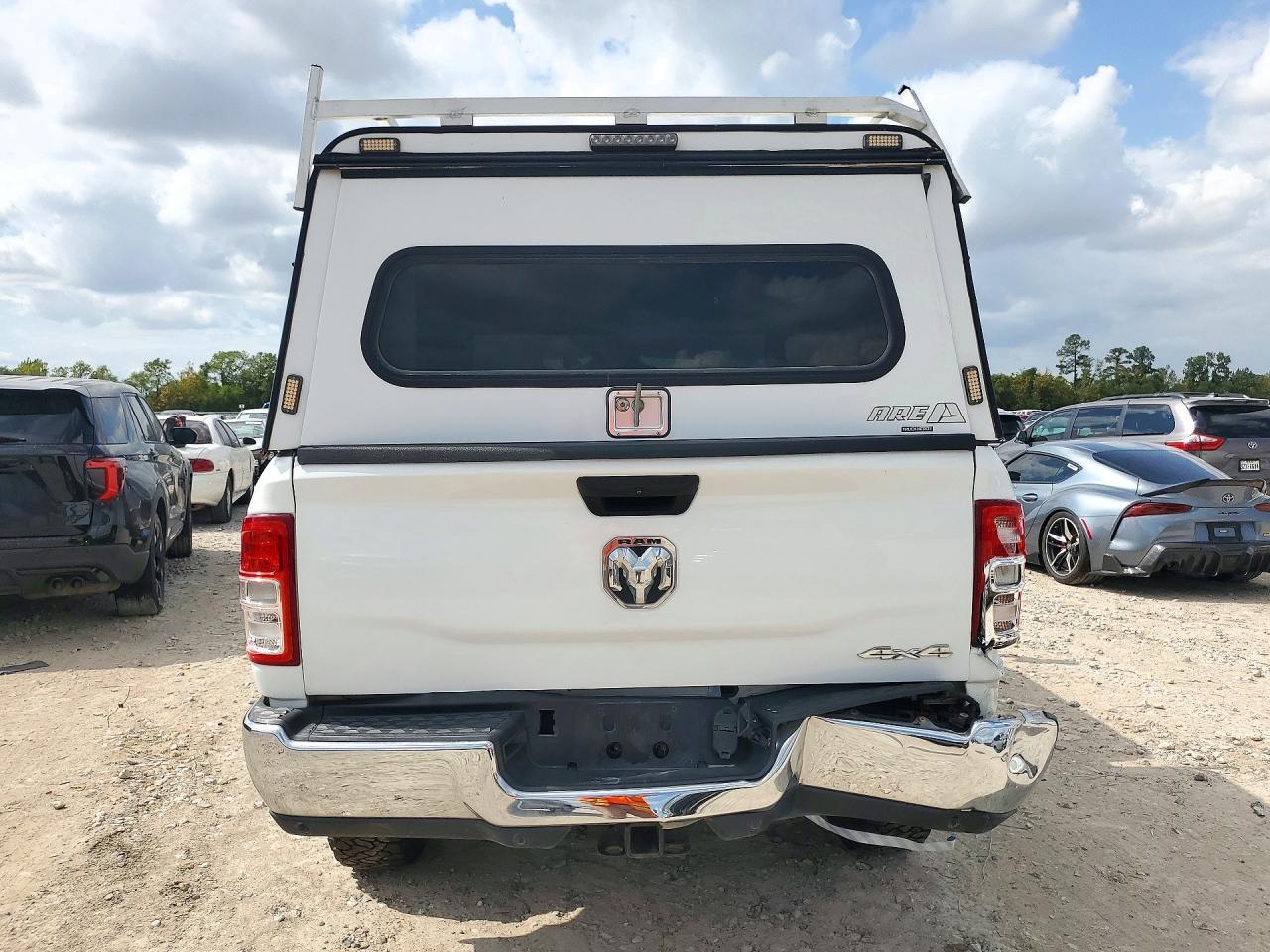 2022 Ram 2500 Tradesman - Image 6