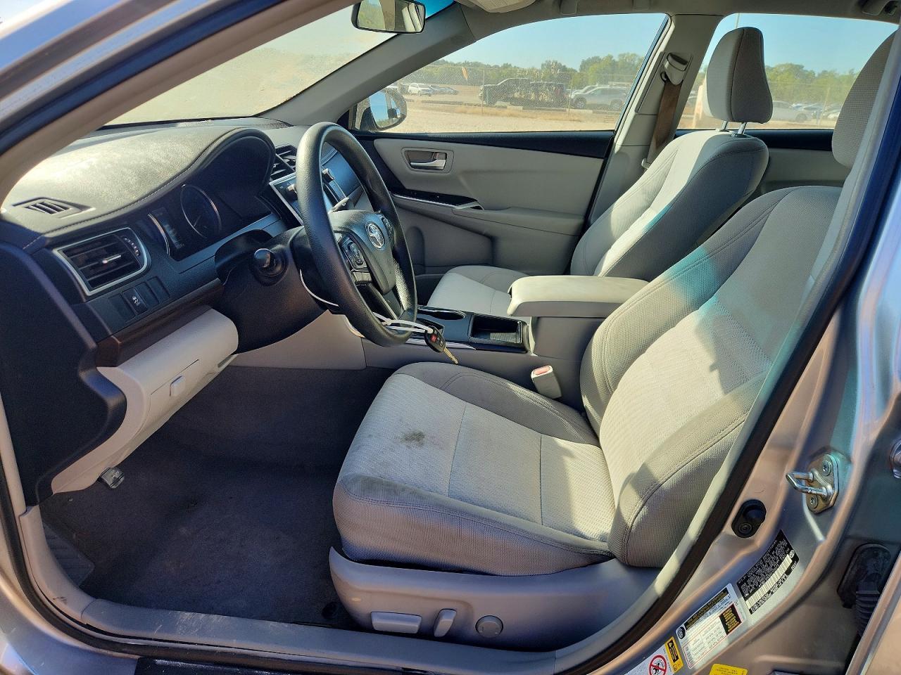 2016 Toyota Camry Le - Фото 7