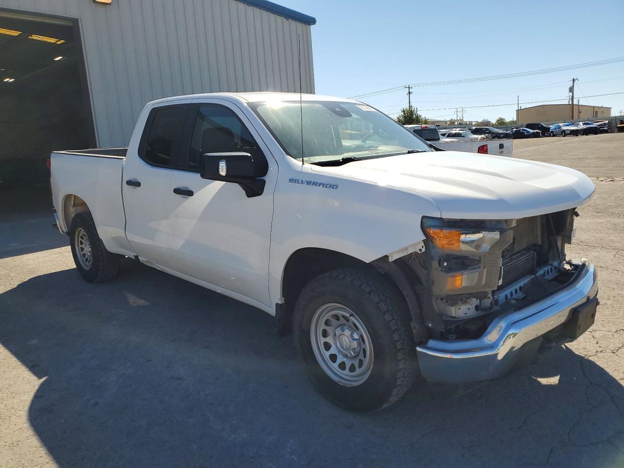 2023 Chevrolet Silverado C1500 - Image 4