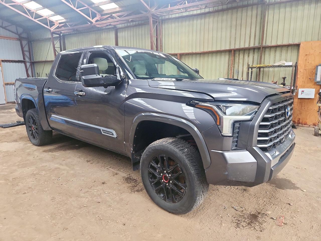 2022 Toyota Tundra Crewmax Capstone - Image 4