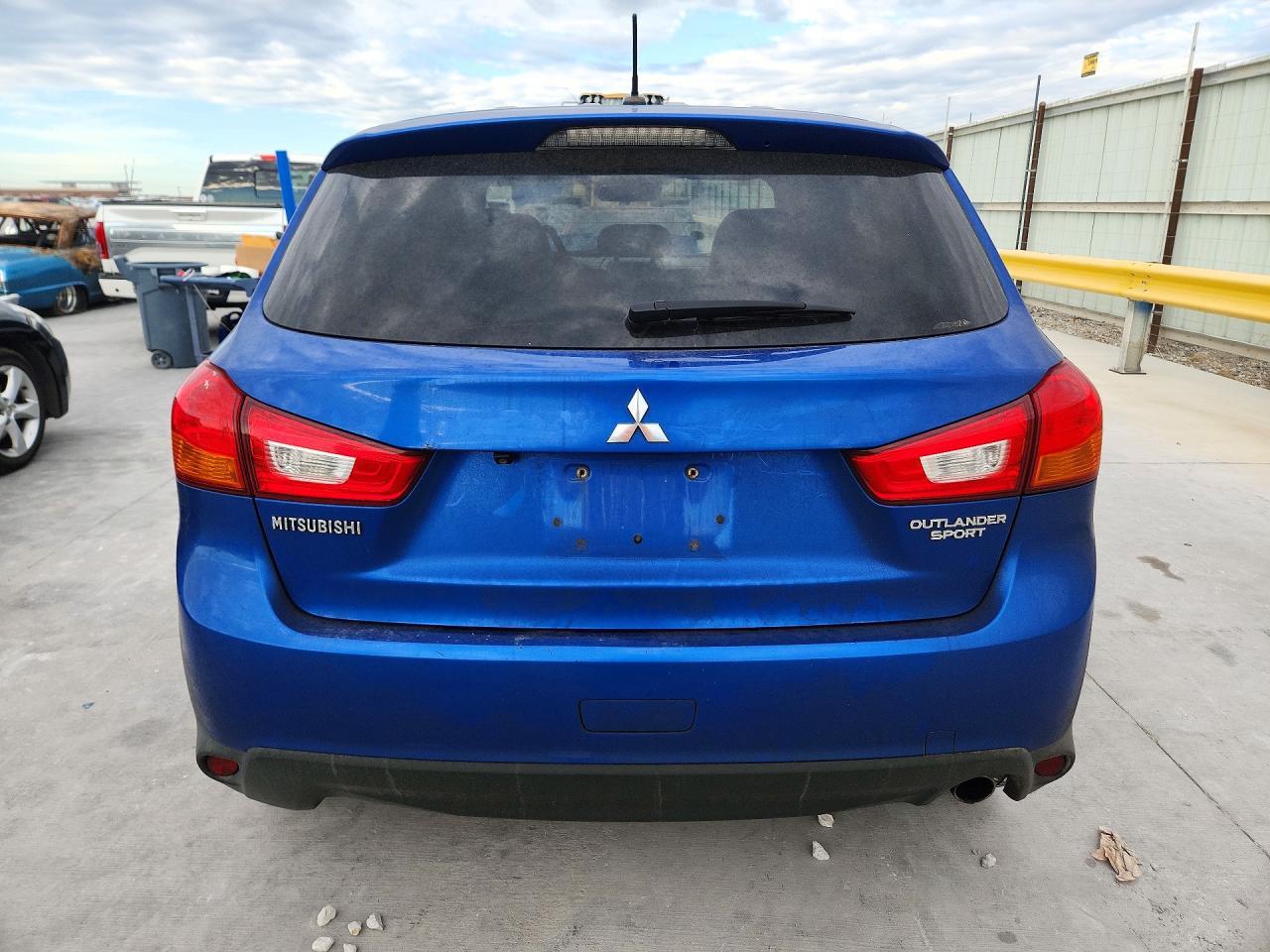 2015 Mitsubishi Outlander Sport Se - Фото 6