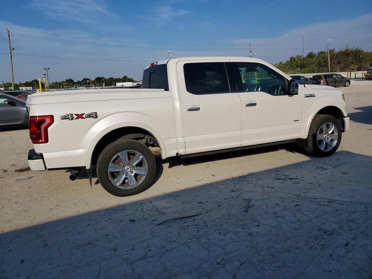 2016 Ford F150 Supercrew - Фото 3