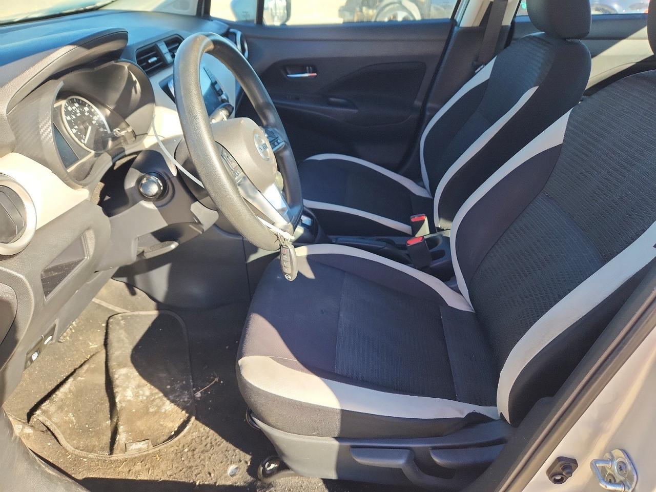 2021 Nissan Versa Sv - Image 7