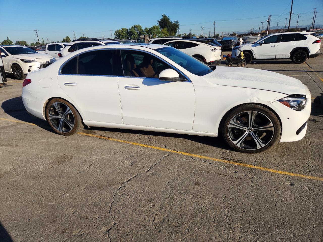 2022 Mercedes-Benz C 300 - Image 4