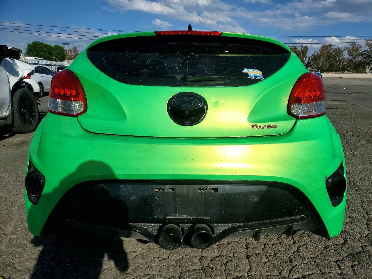 2015 Hyundai Veloster Turbo - Фото 6