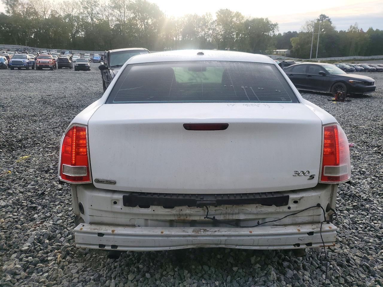 2014 Chrysler 300 S - Фото 6