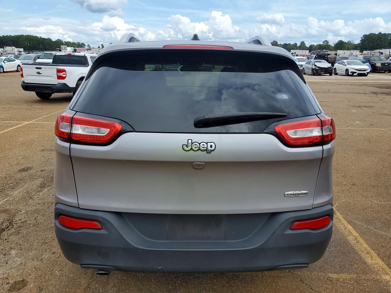 2018 Jeep Cherokee Latitude - Фото 6