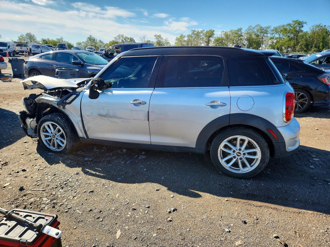 2015 Mini Cooper S Countryman - Image 2
