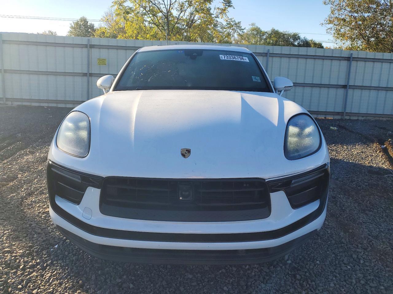 2023 Porsche Macan Base - Image 5