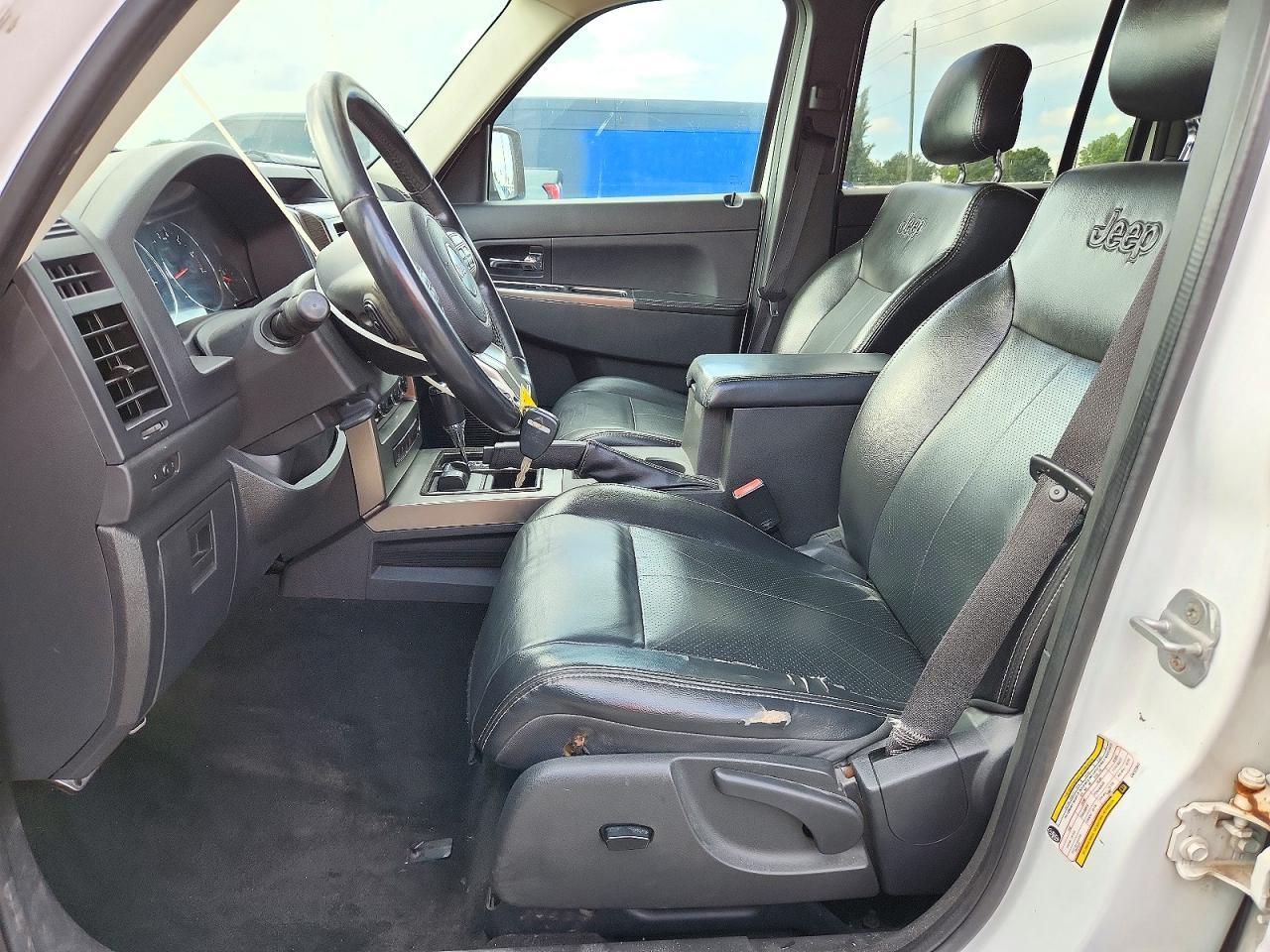 2012 Jeep Liberty Jet - Фото 7