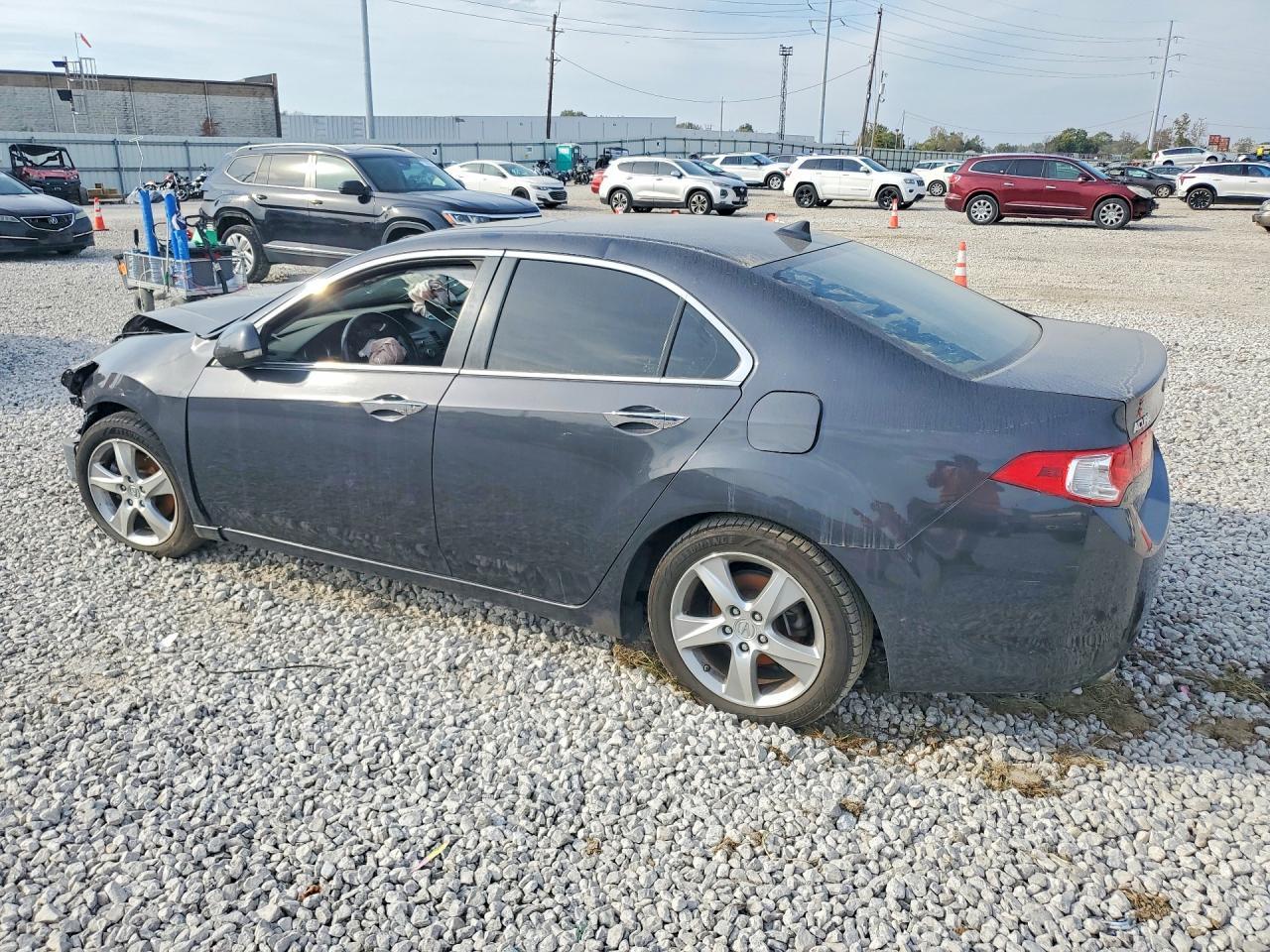 2011 Acura Tsx - Image 2