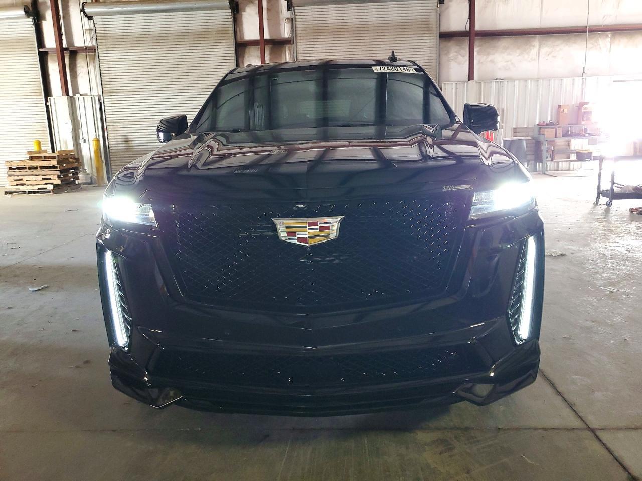2024 Cadillac Escalade V - Image 5