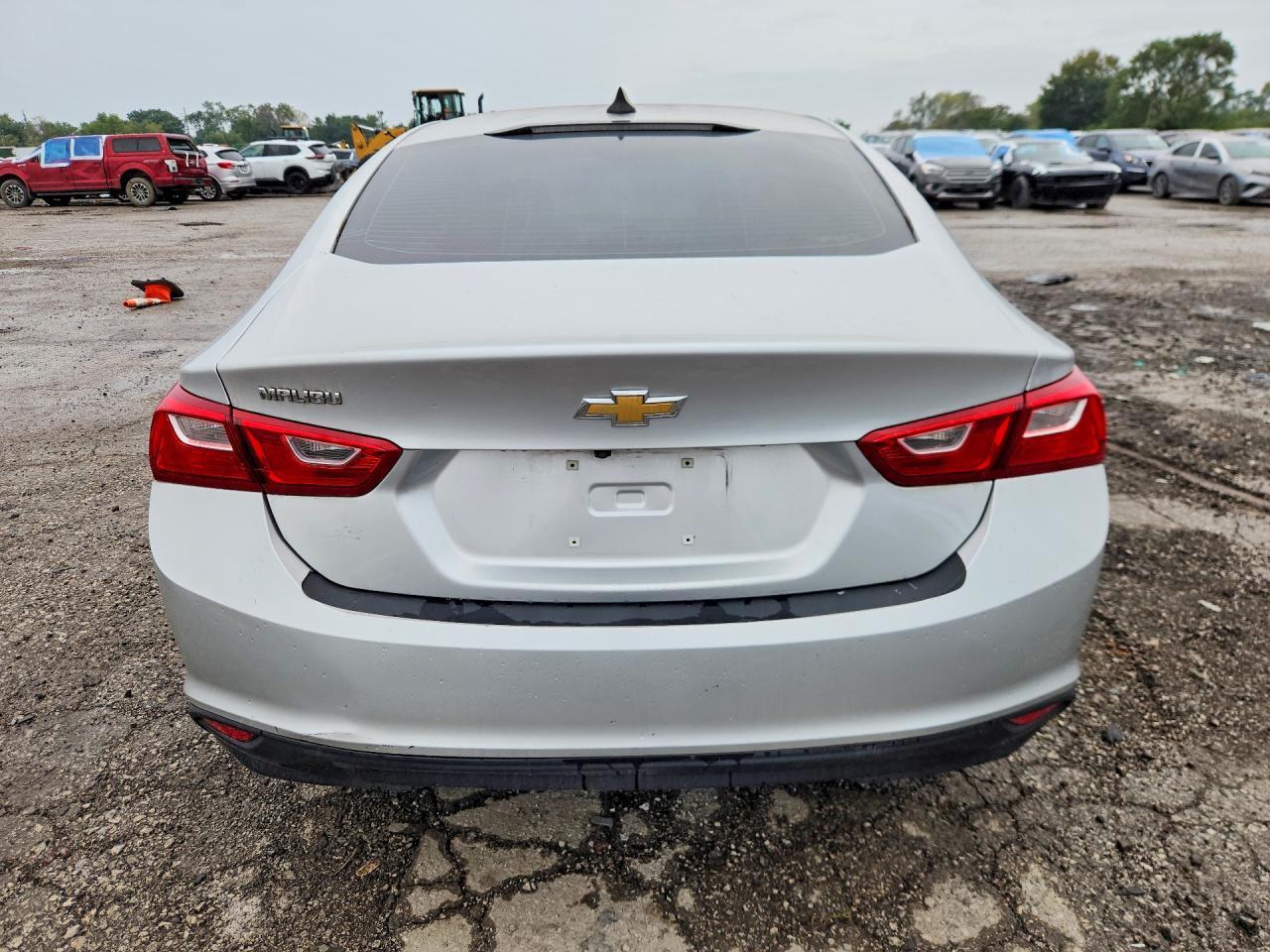 2020 Chevrolet Malibu Ls - Фото 6
