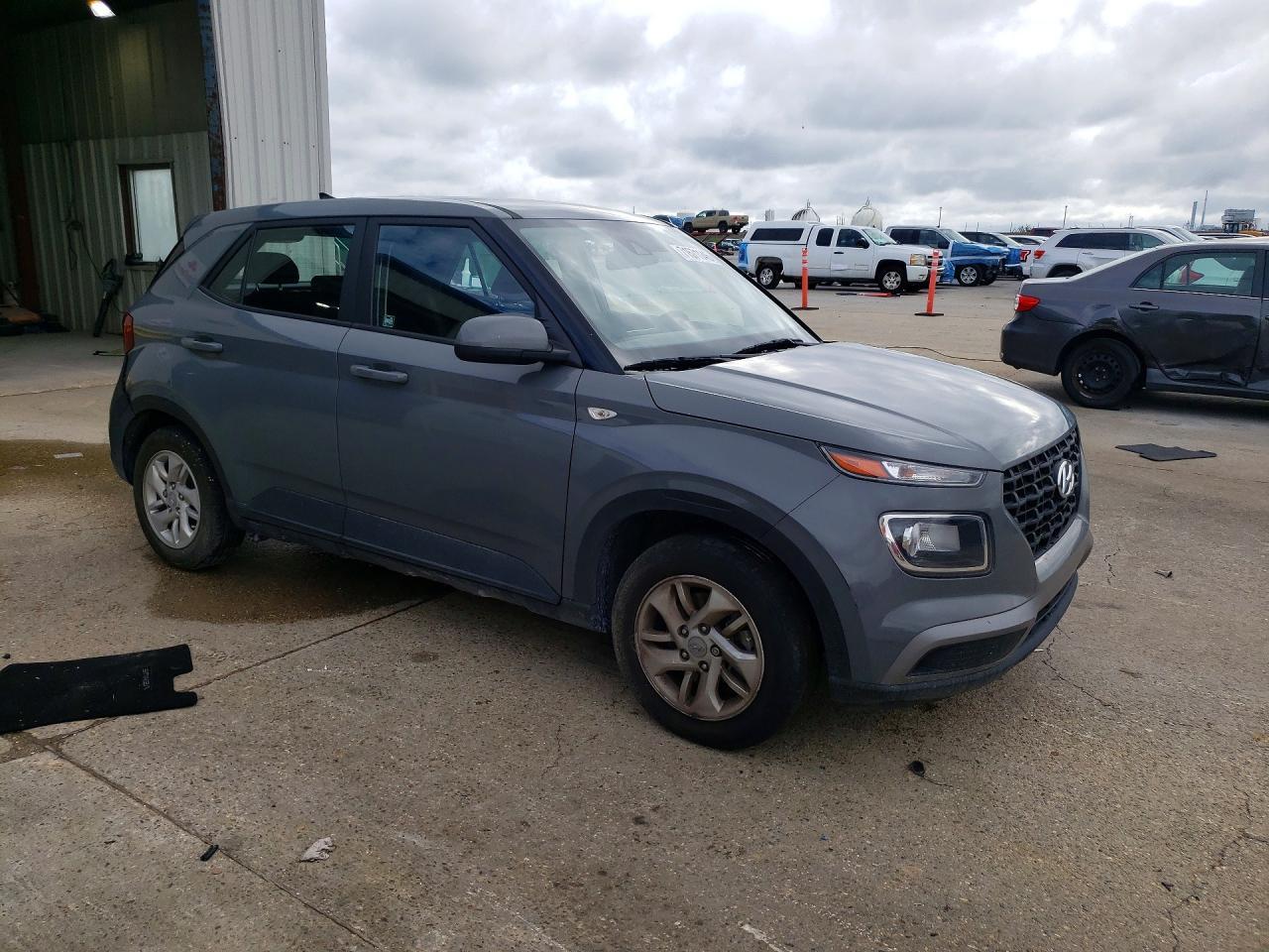 2021 Hyundai Venue Se - Image 4