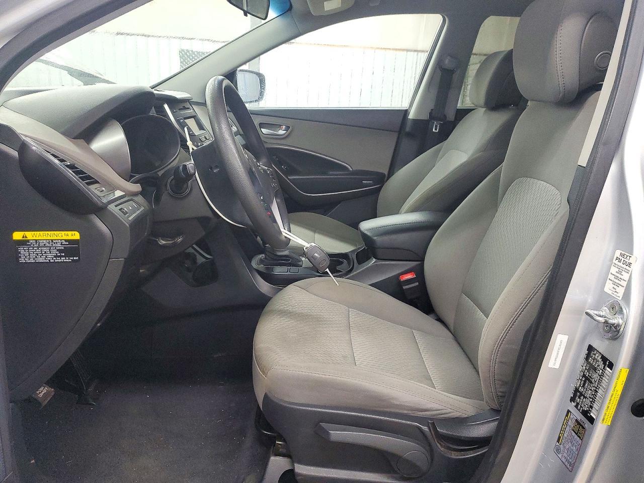 2016 Hyundai Santa Fe Sport 2.4L - Image 7