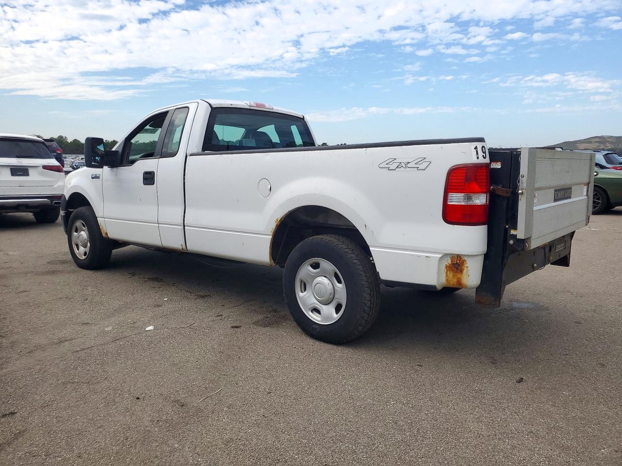 2007 Ford F150 - Фото 2