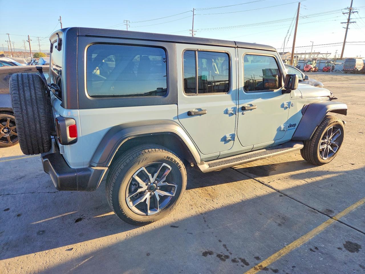2024 Jeep Wrangler 4Xe - Image 3