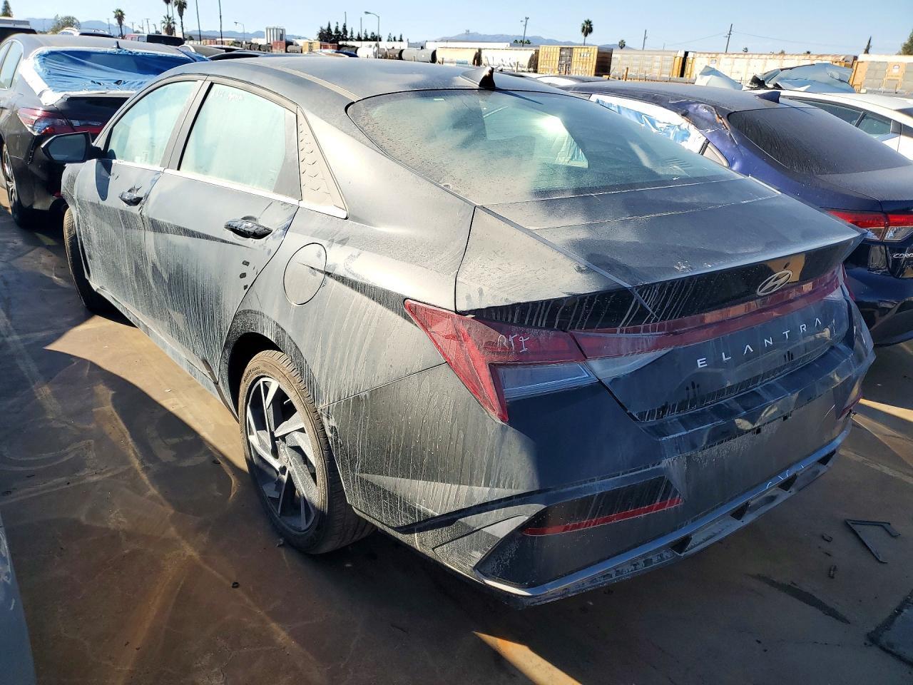 2025 Hyundai Elantra Sel - Фото 2