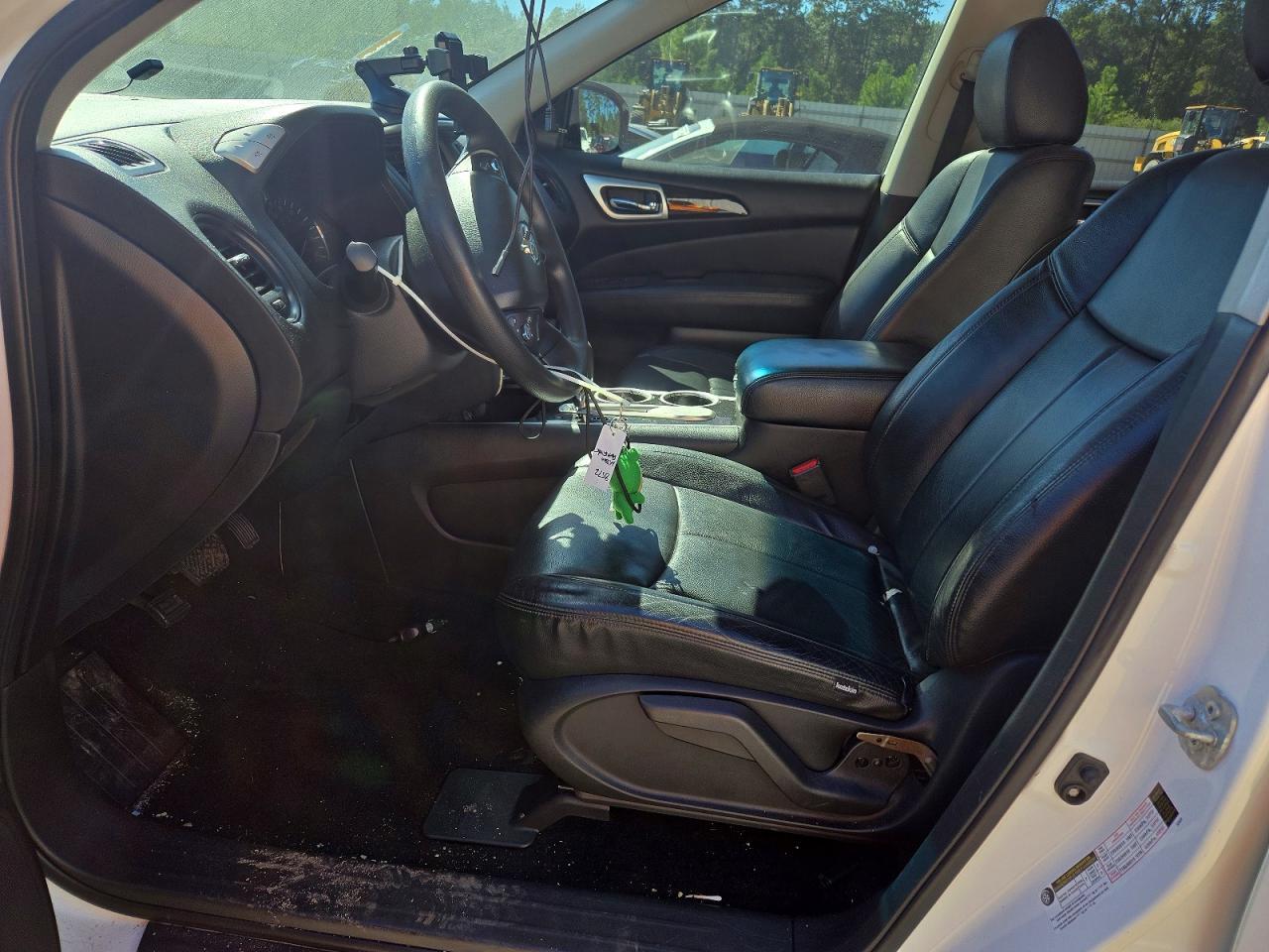 2016 Nissan Pathfinder S - Фото 7